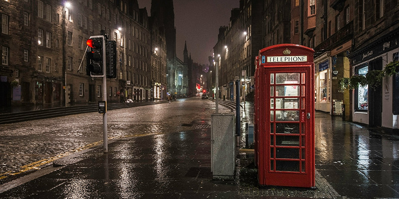 THE 24-hour Taxi Service in Edinburgh